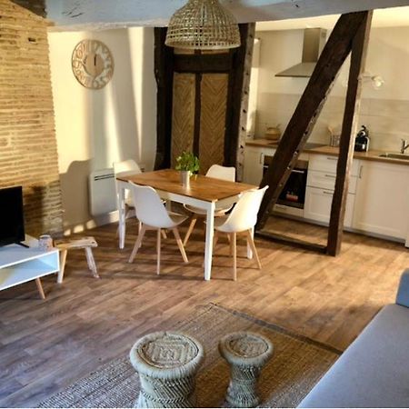 Appartement Au Coeur Du Centre Historique 베르주라크 외부 사진