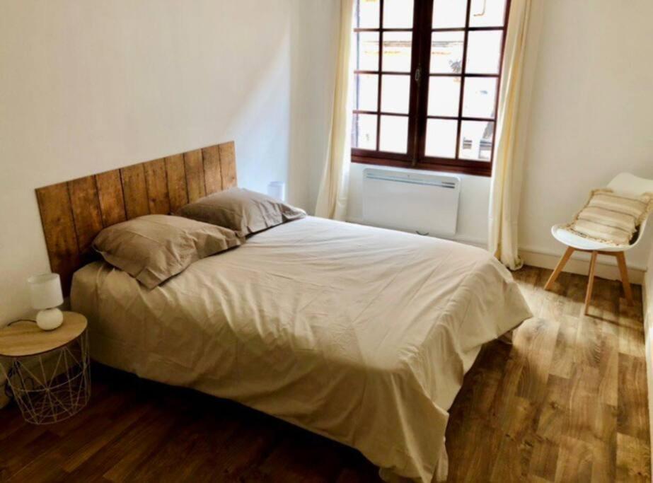 Appartement Au Coeur Du Centre Historique 베르주라크 외부 사진