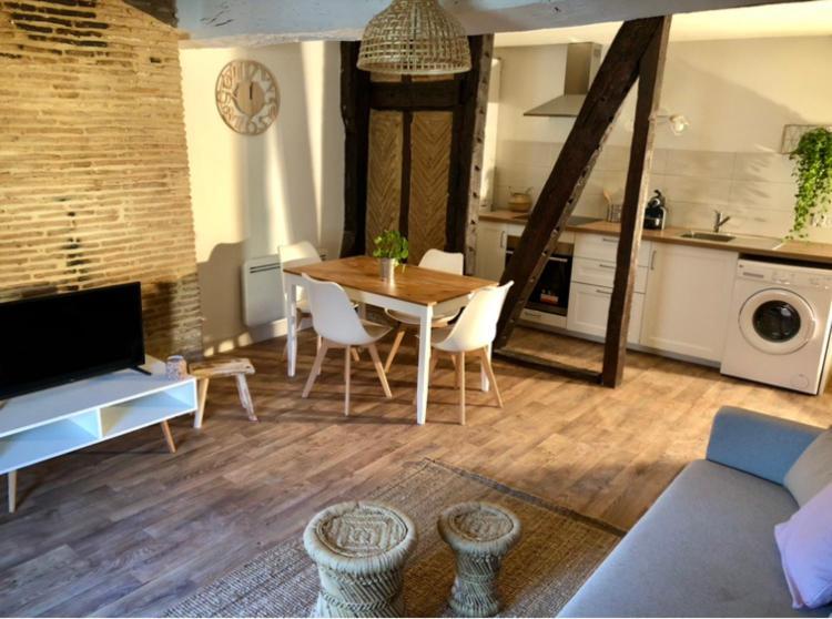 Appartement Au Coeur Du Centre Historique 베르주라크 외부 사진